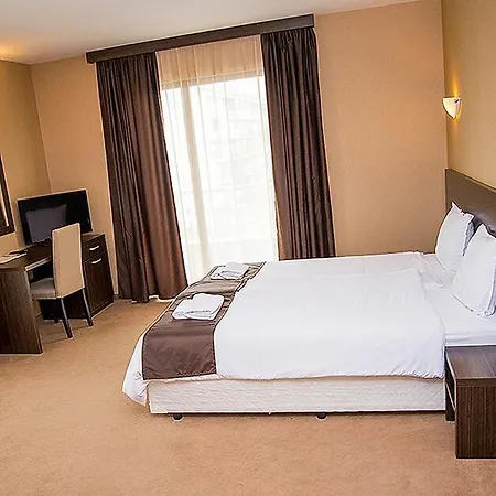 семеен естило Hotel Dimitrovgrad (Haskovo)