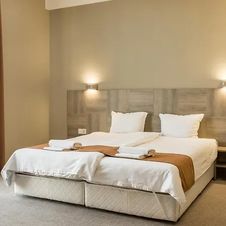 Hotel семеен естило *