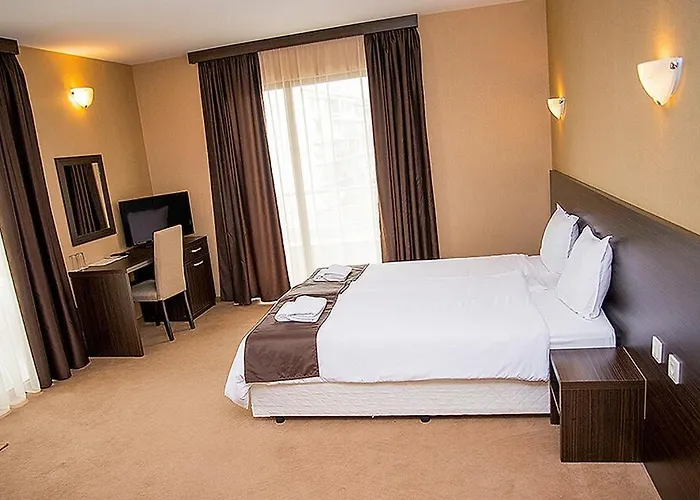 семеен естило Хотел Димитровград