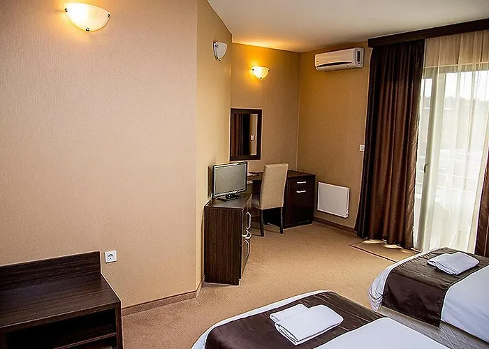 семеен естило * Димитровград